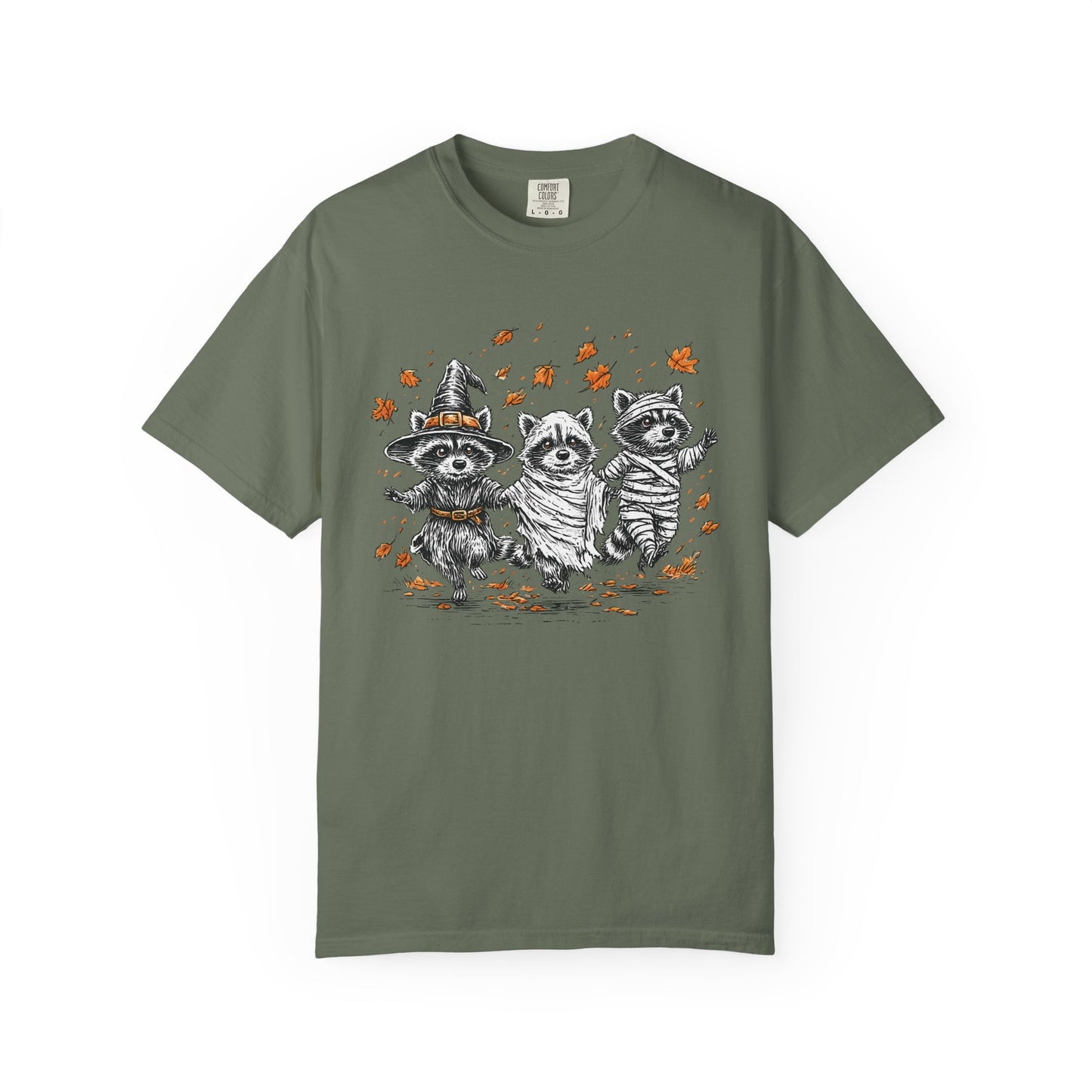 Cute Halloween Raccoon in costume t-shirt