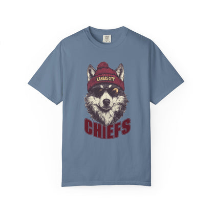 Kansas City Chiefs Football Wolf Spirit Animal Mascot T-Shirt, Unisex Football SeasonnTee, Wolf Design, Cool Graphic Shirt, Gift for Sprit Animal Lovers, Casualwear
